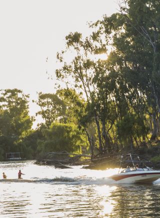 Boating down the Edward River - Deniliquin - Riverina